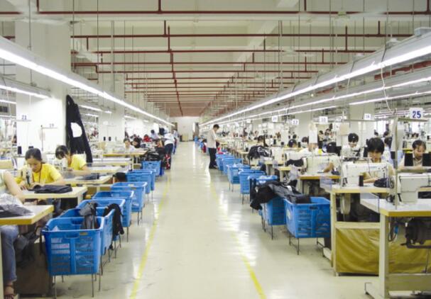 定制西裝要多少錢（定制一整套西裝價格大概多少）